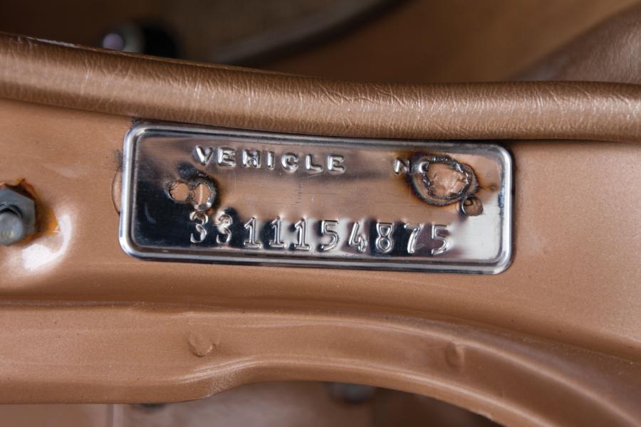  Plymouth Fury Convertible 1961 года  (фото 13 из 28)